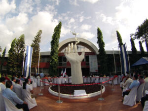 Maurizio Governatori - "La mano por la Paz" - UPOLI Managua